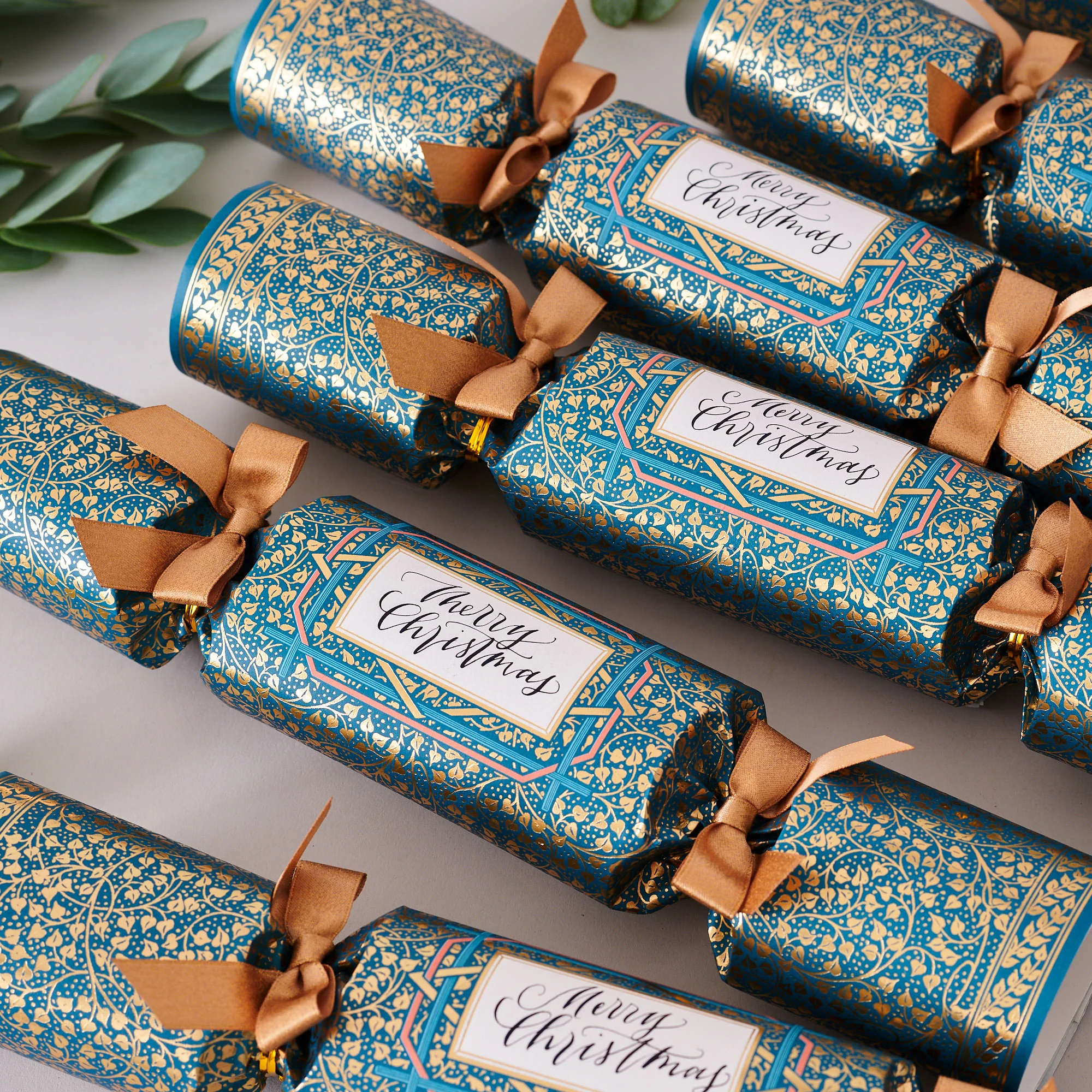 "Golden Ivy" Place Name Luxury Christmas Crackers - Image 9