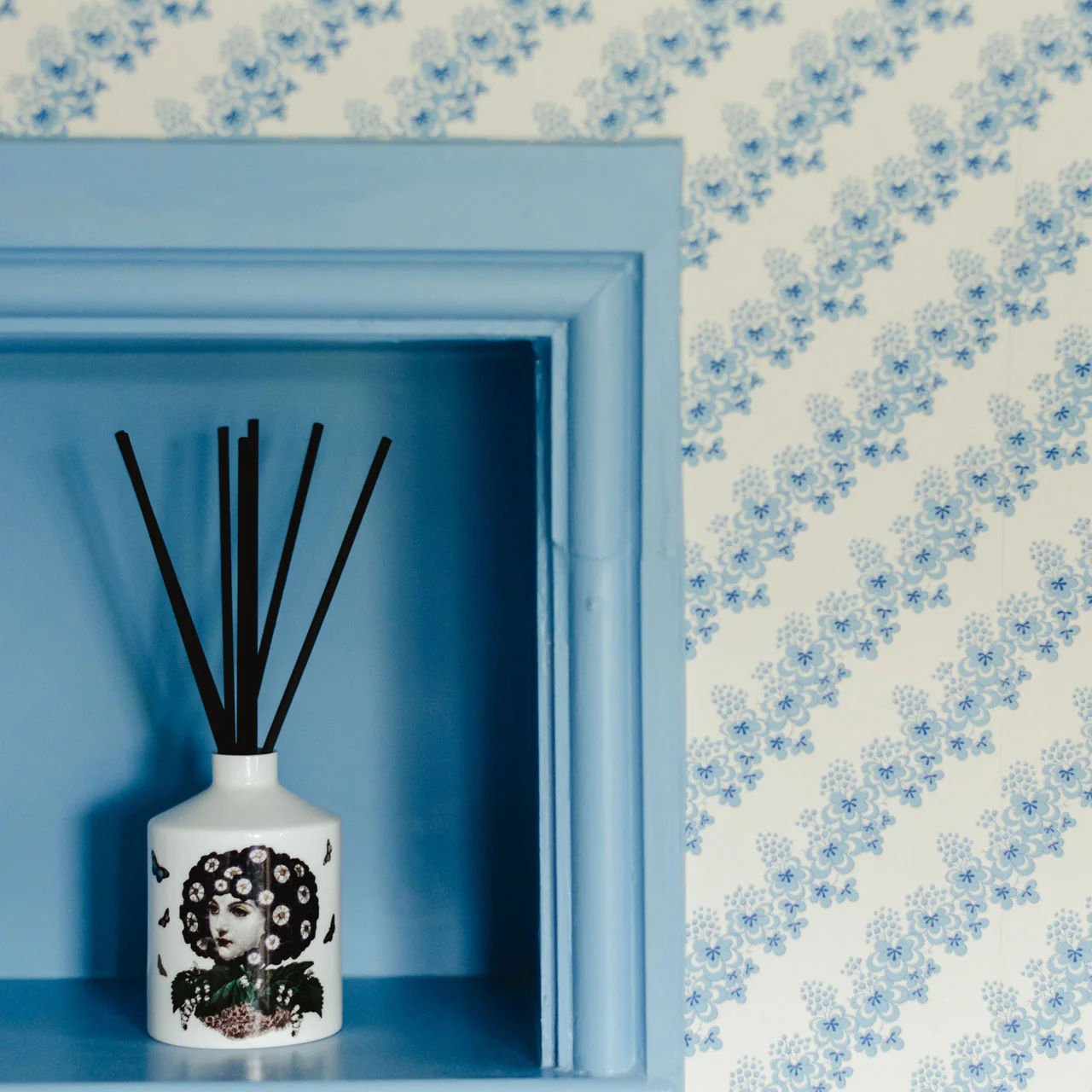 Eden Ceramic Reed Diffuser - Image 2
