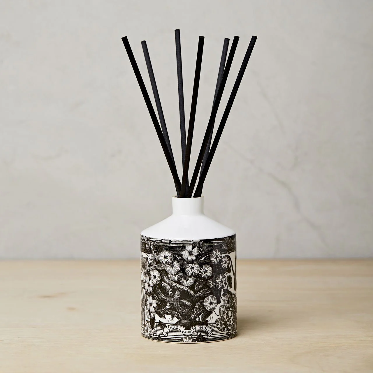 The Botanist Ceramic Reed Diffuser - Image 4