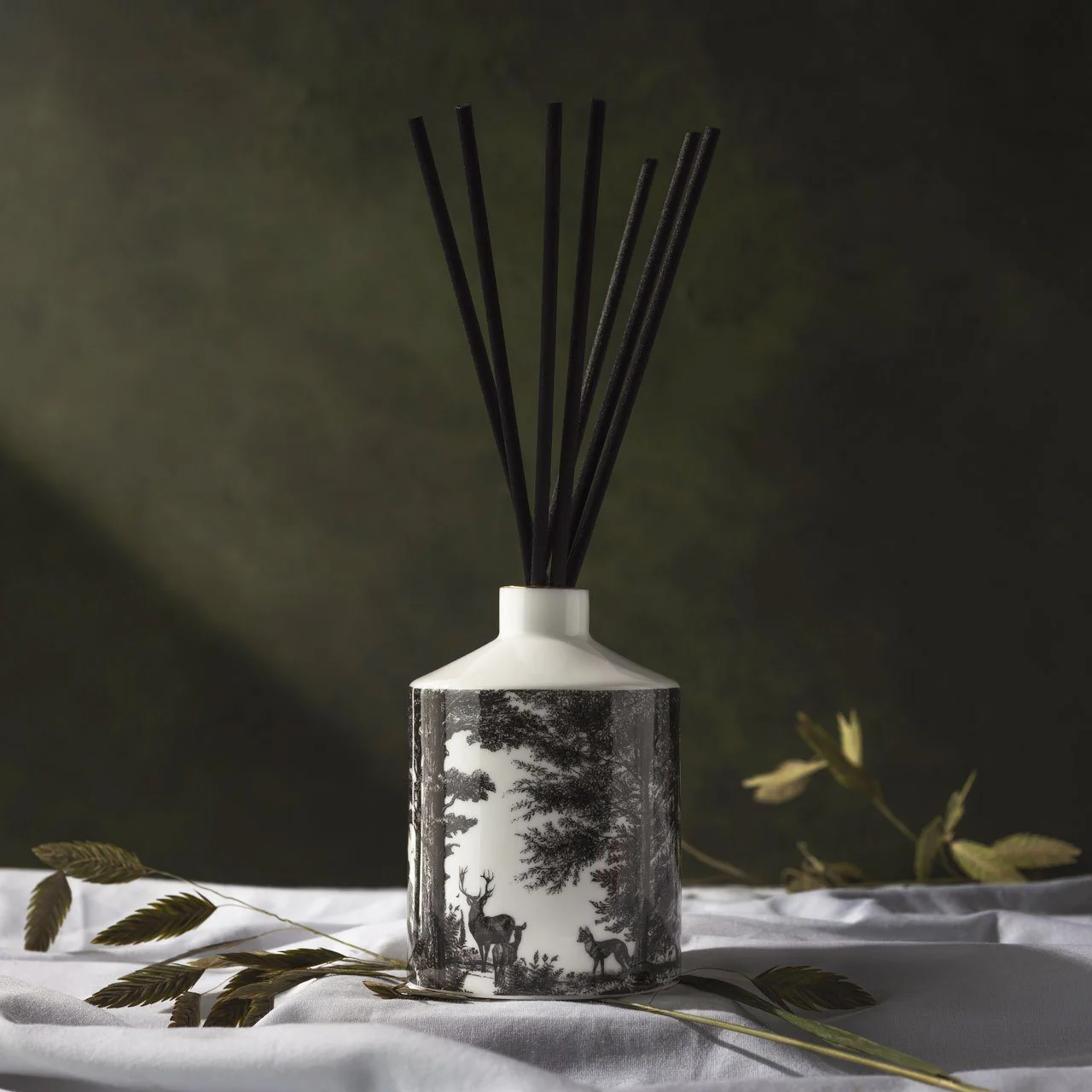 The Enchanted Forest Ceramic Reed Diffuser - Image 7