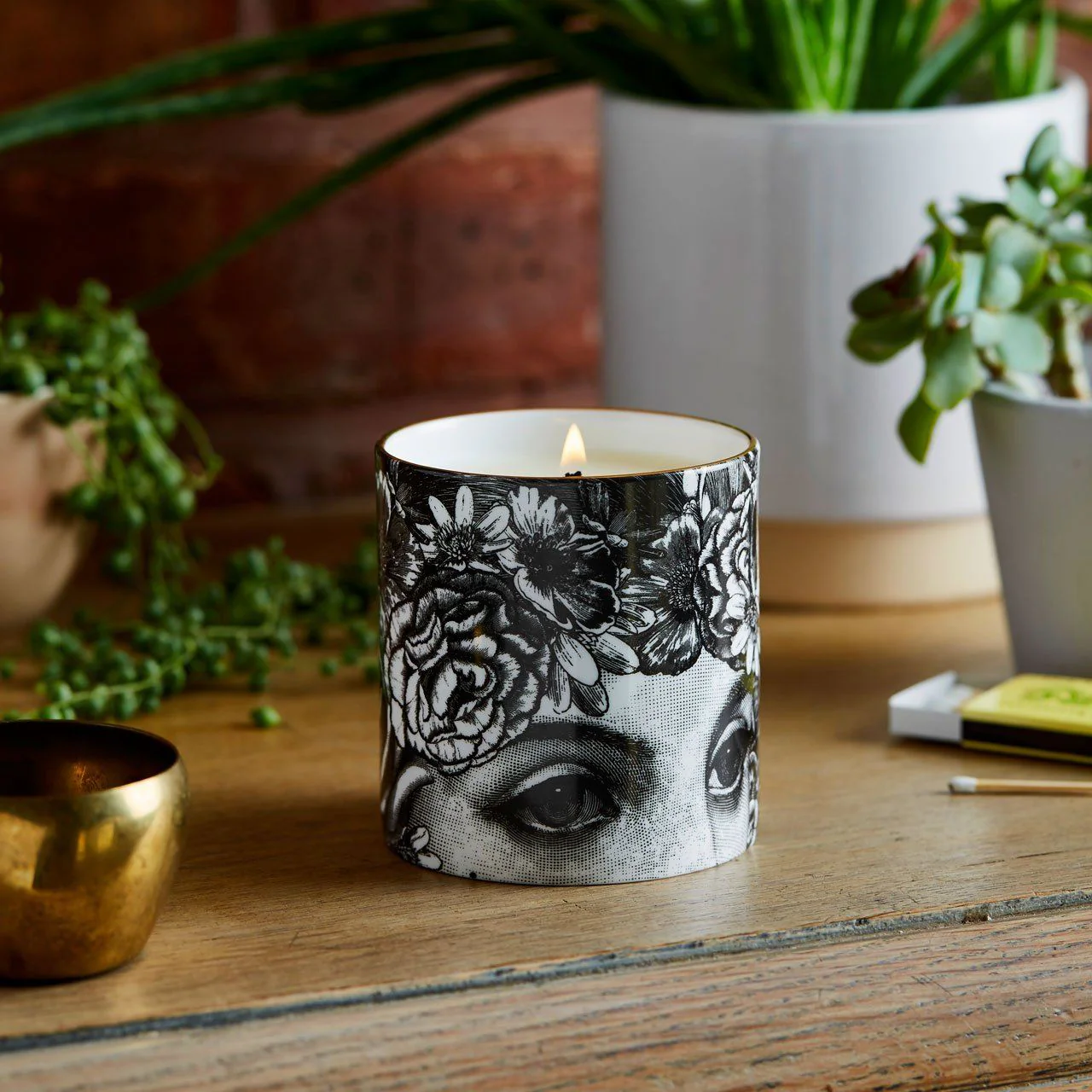 The Flower Lady Ceramic Candle - Image 3