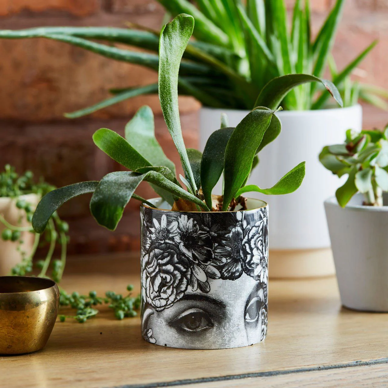 The Flower Lady Ceramic Candle - Image 7