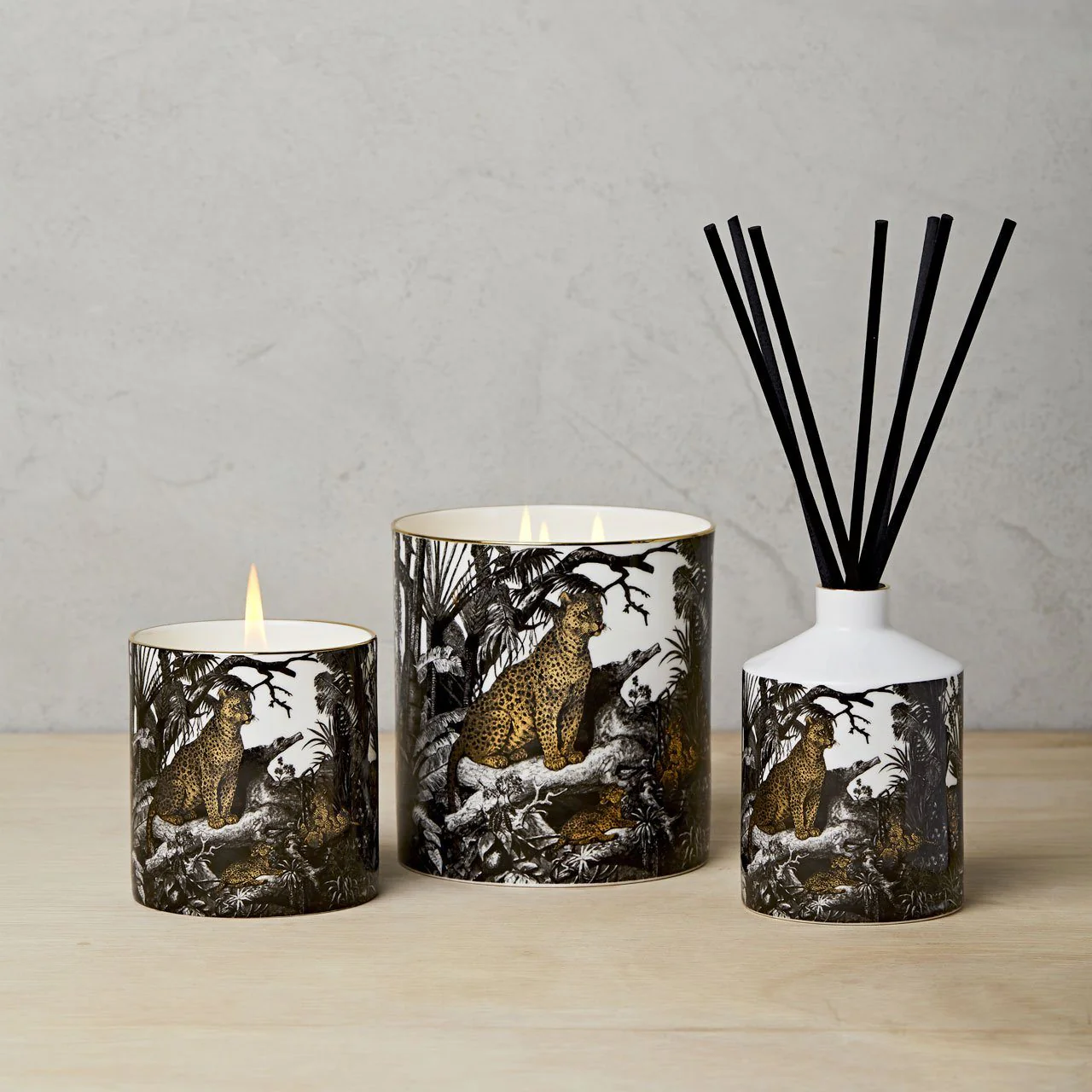 The Jungle 3 Wick Scented Ceramic Candle - Image 6